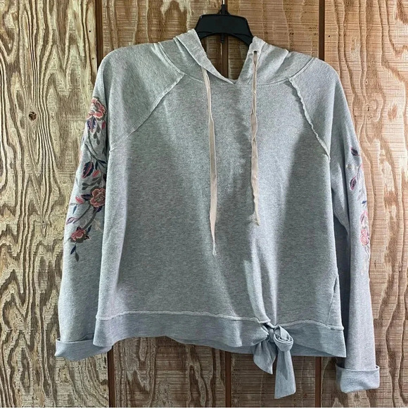 Altar’d State Lightweight Floral Embroidered Hoodie 💐 - Picture 2 of 4